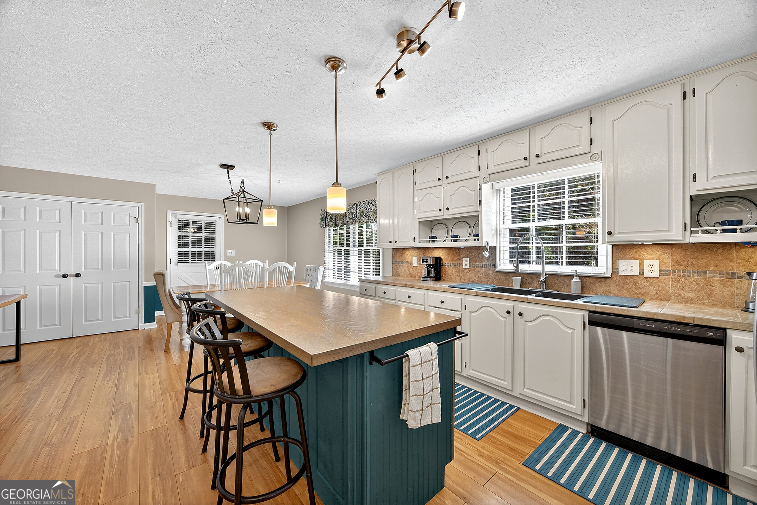 1690 Briarbend Court, Stone Mountain