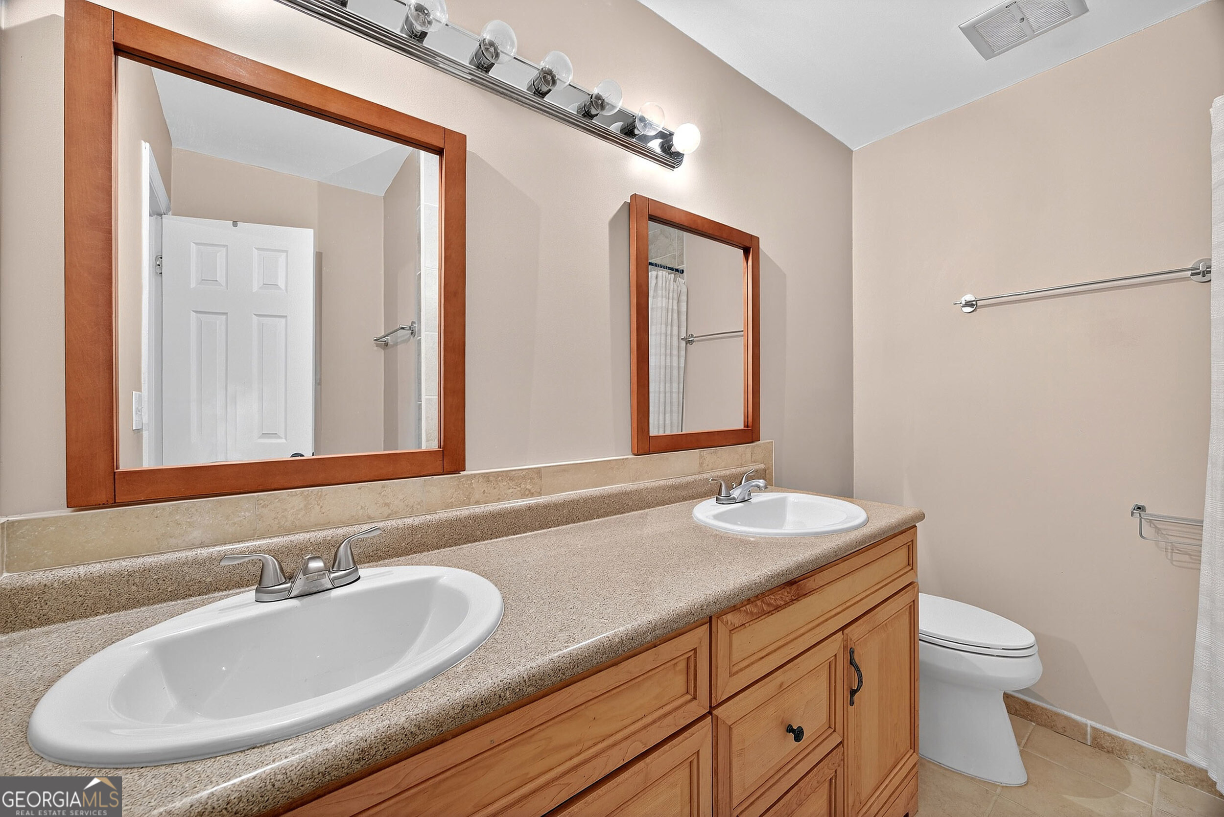 1690 Briarbend Court, Stone Mountain