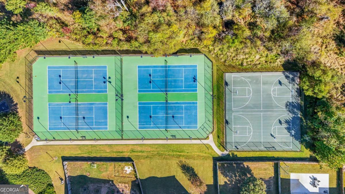 3831 Lake Haven Way, Atlanta