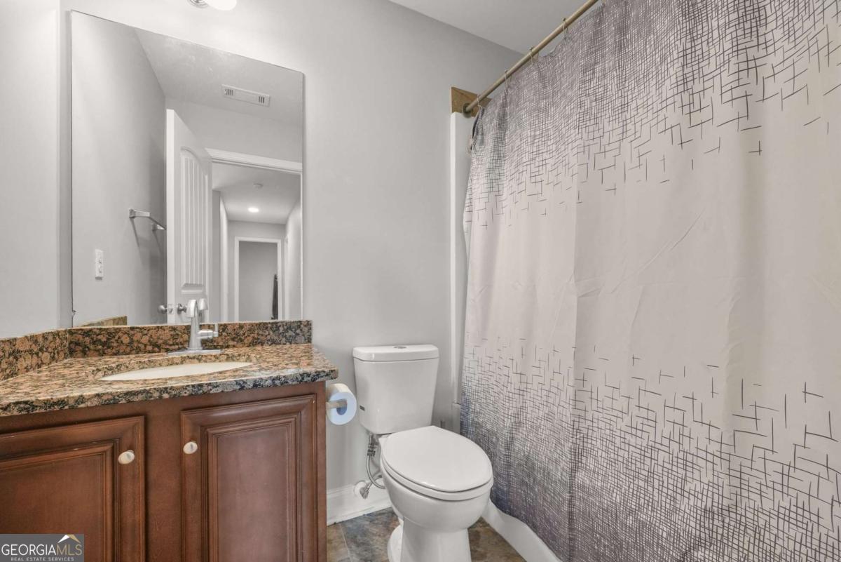 3831 Lake Haven Way, Atlanta