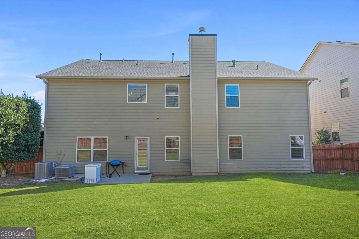 3831 Lake Haven Way, Atlanta