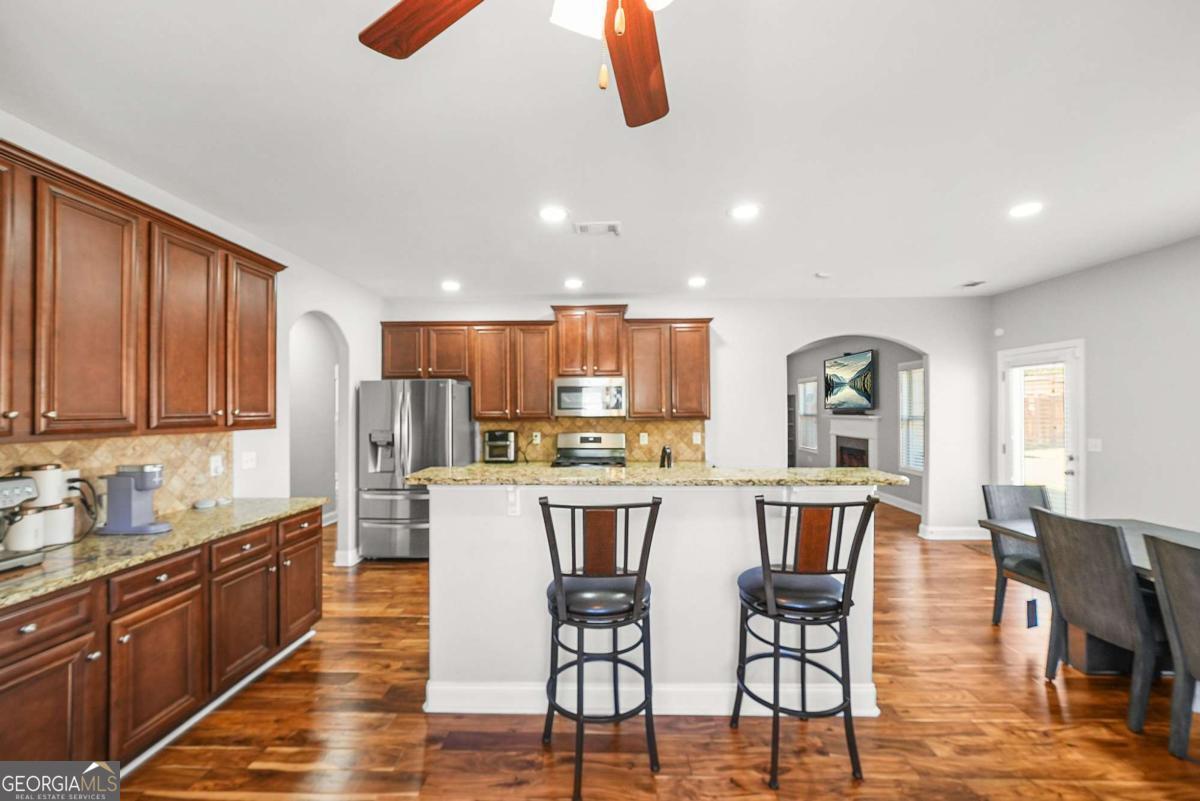 3831 Lake Haven Way, Atlanta