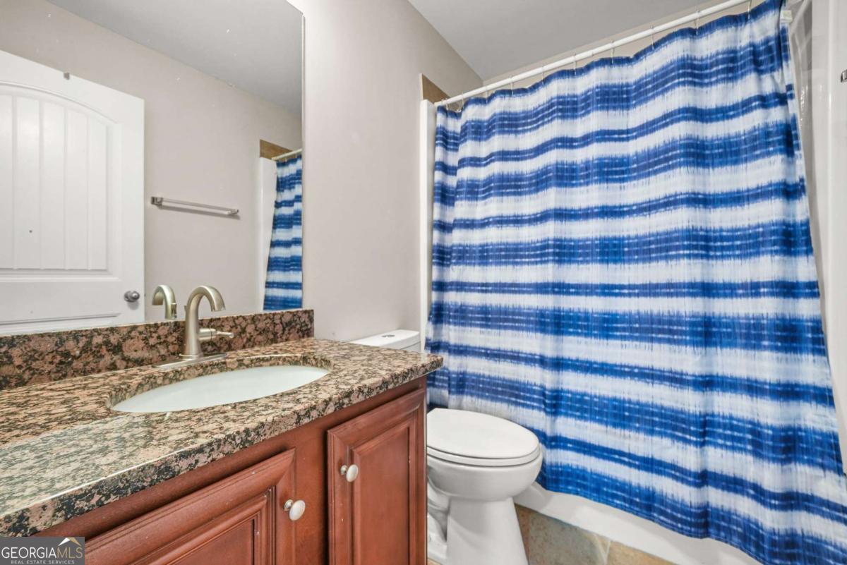 3831 Lake Haven Way, Atlanta