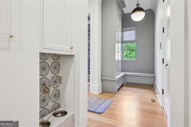 3379 Rennes Drive NE