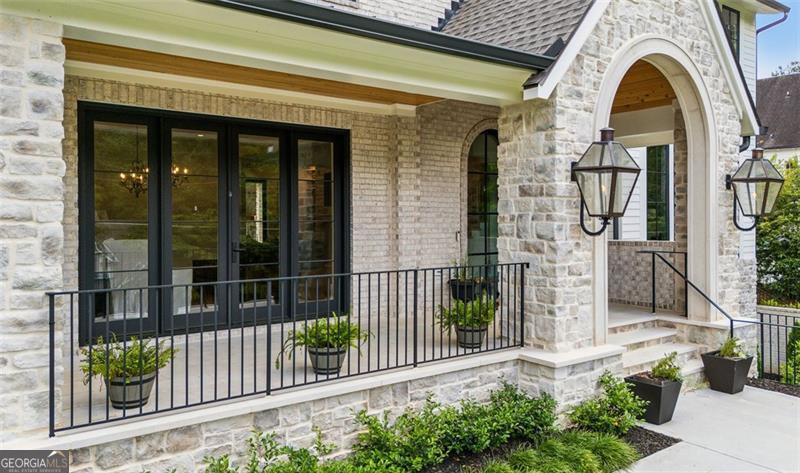 3379 Rennes Drive NE