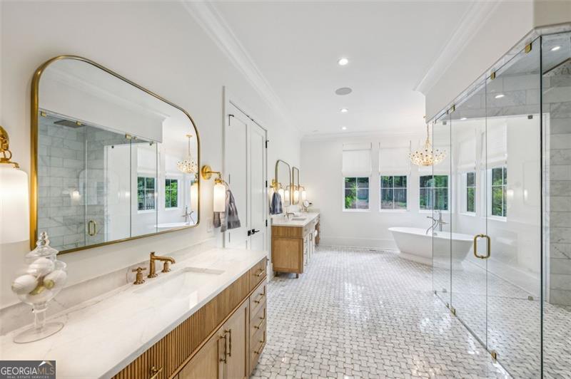 3379 Rennes Drive NE