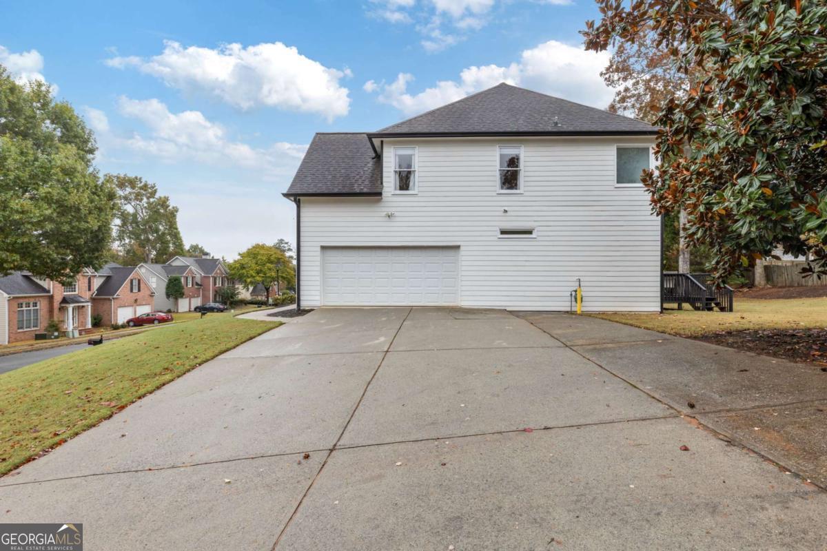 4290 CANTERBURY WALK Drive