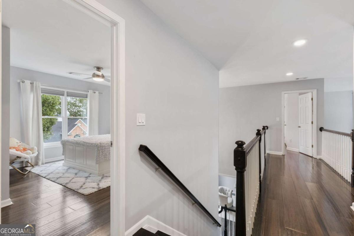 4290 CANTERBURY WALK Drive