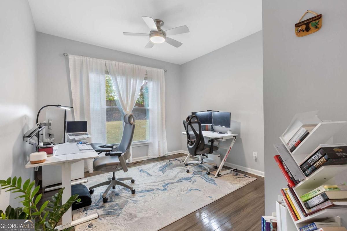 4290 CANTERBURY WALK Drive