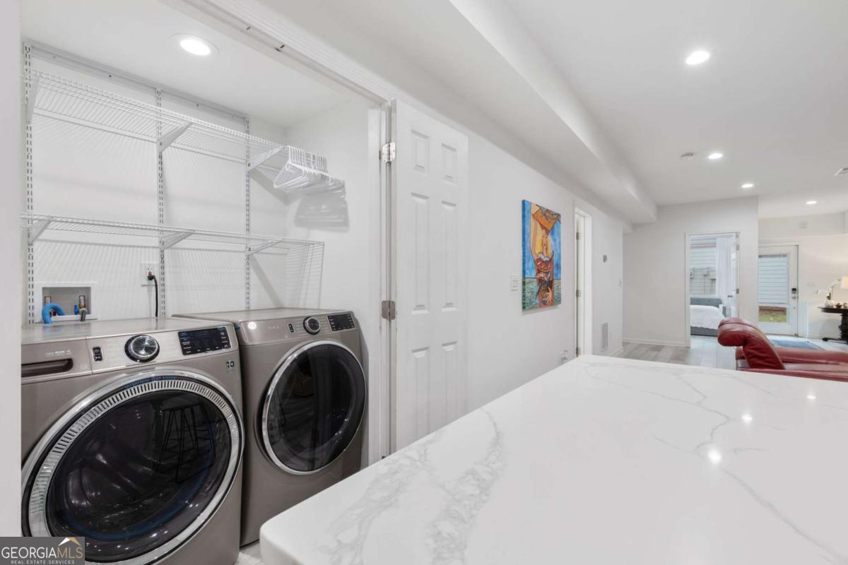 4290 CANTERBURY WALK Drive