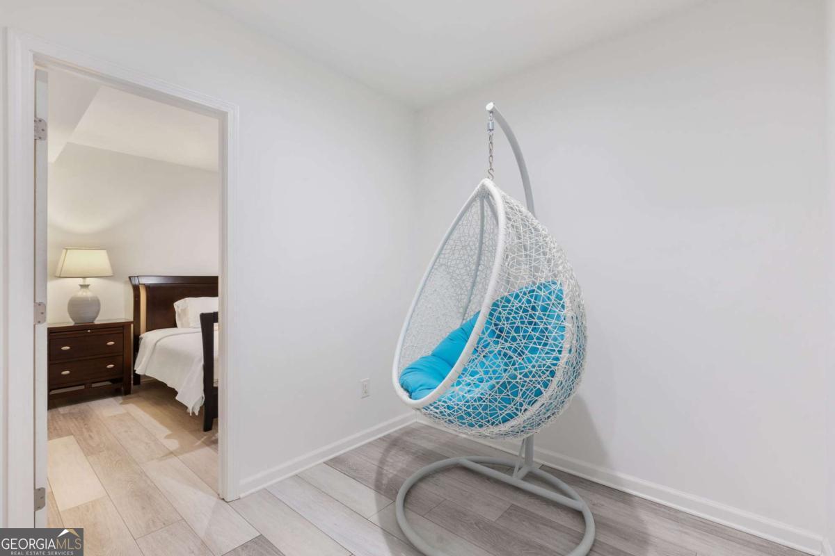 4290 CANTERBURY WALK Drive