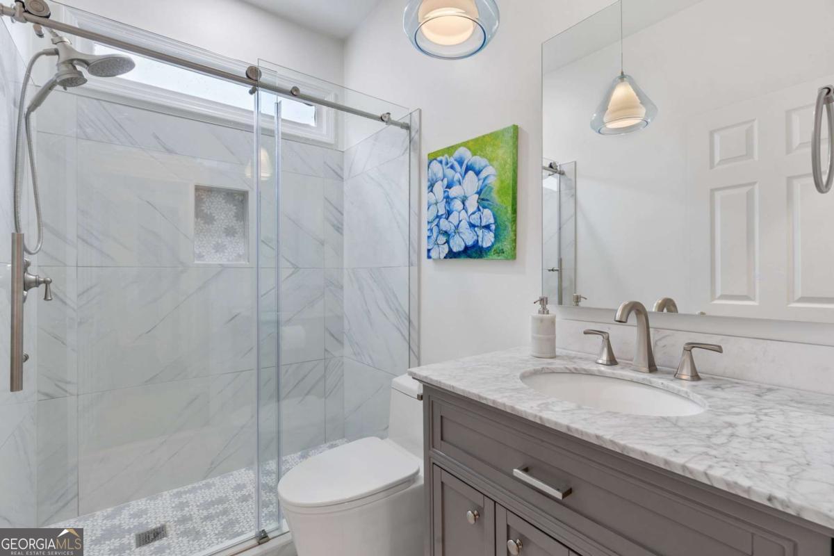 4290 CANTERBURY WALK Drive