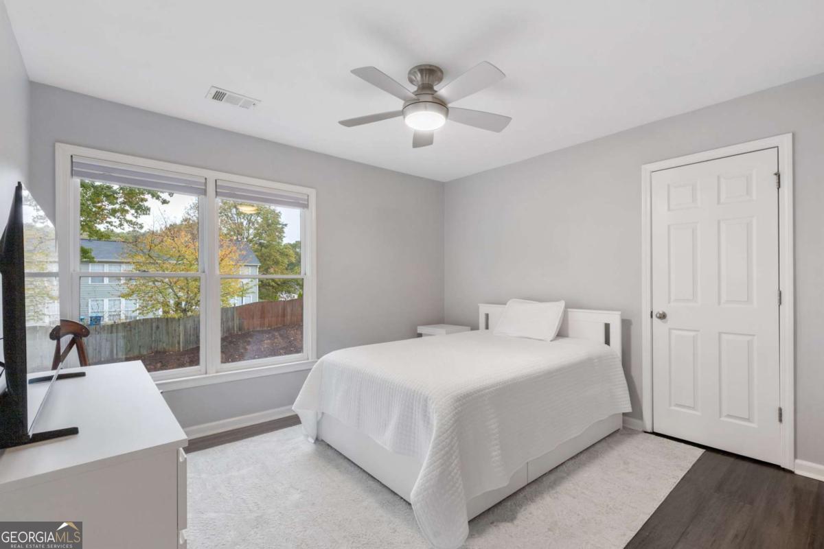 4290 CANTERBURY WALK Drive