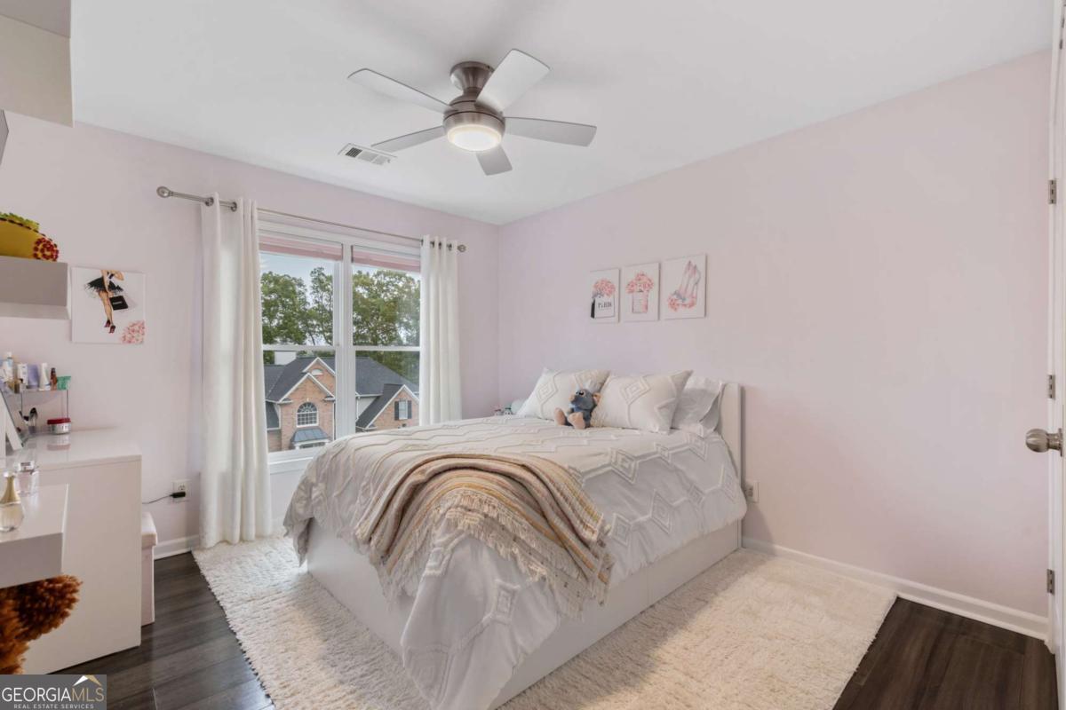 4290 CANTERBURY WALK Drive