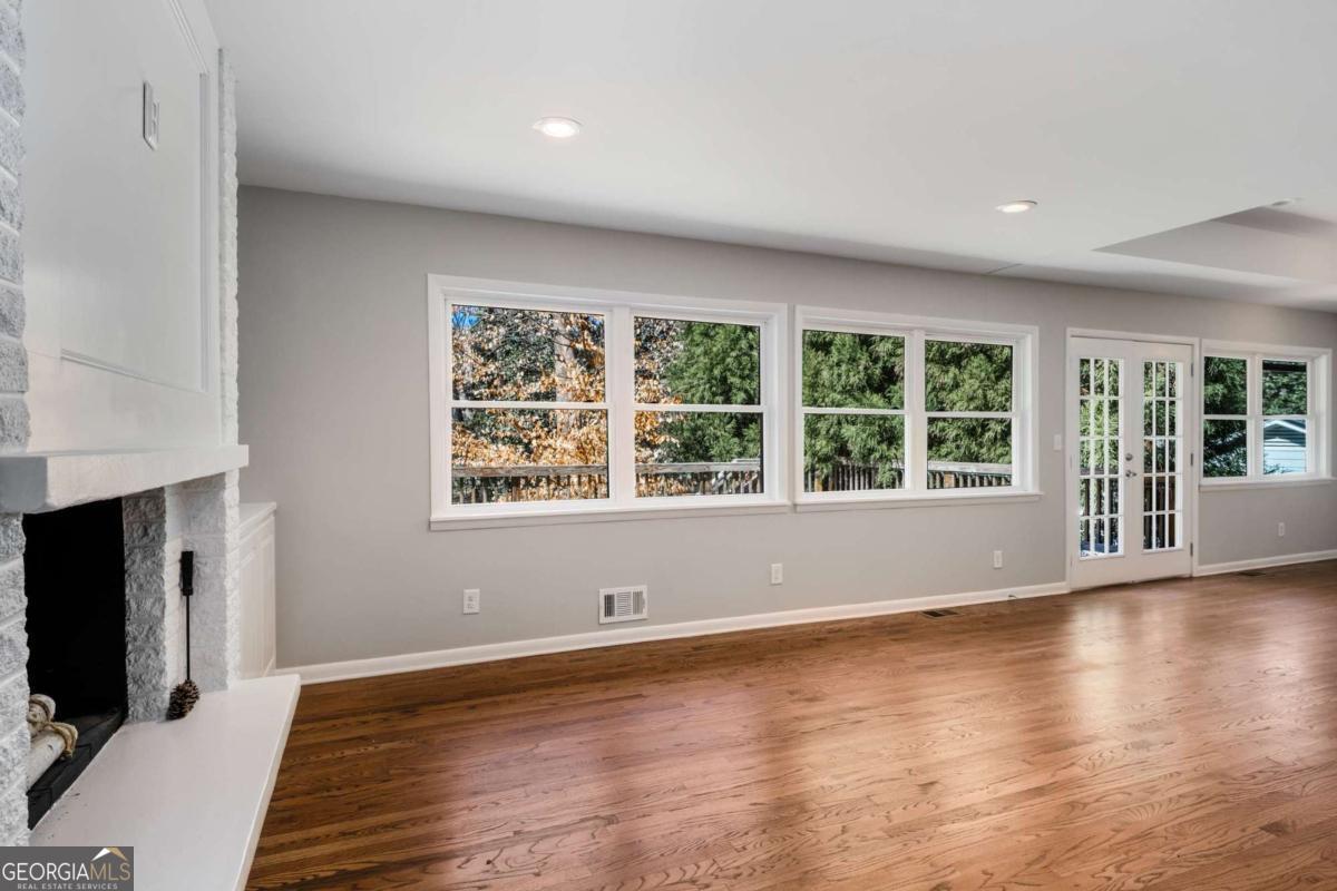 3240 Pinestream Road NW