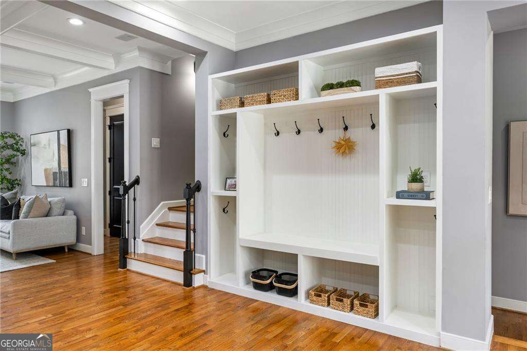 2145 W Village Crossing SE