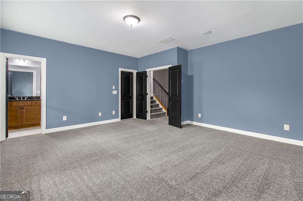 2145 W Village Crossing SE