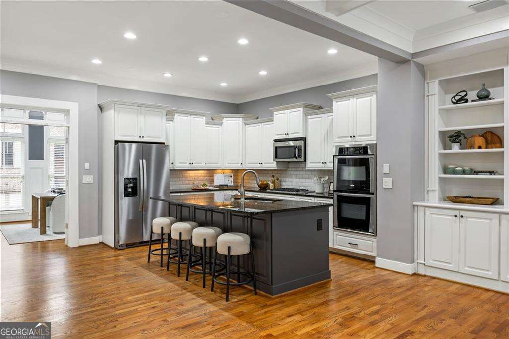 2145 W Village Crossing SE