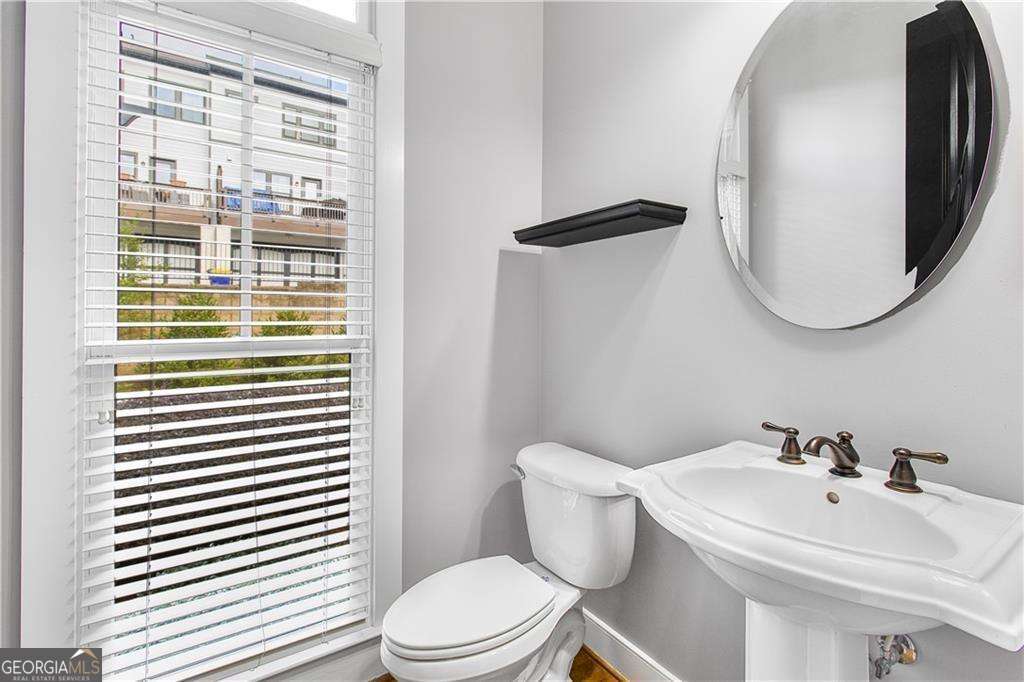 2145 W Village Crossing SE