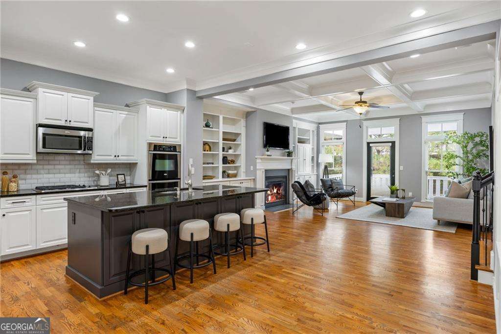 2145 W Village Crossing SE