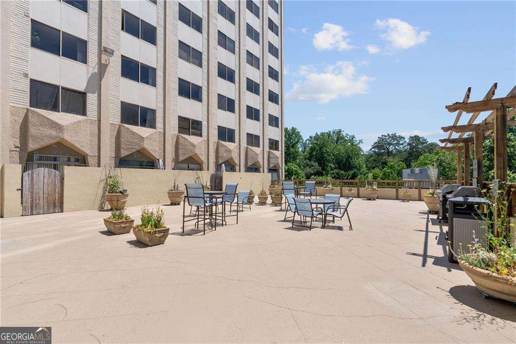 2479 Peachtree Road NE # 412