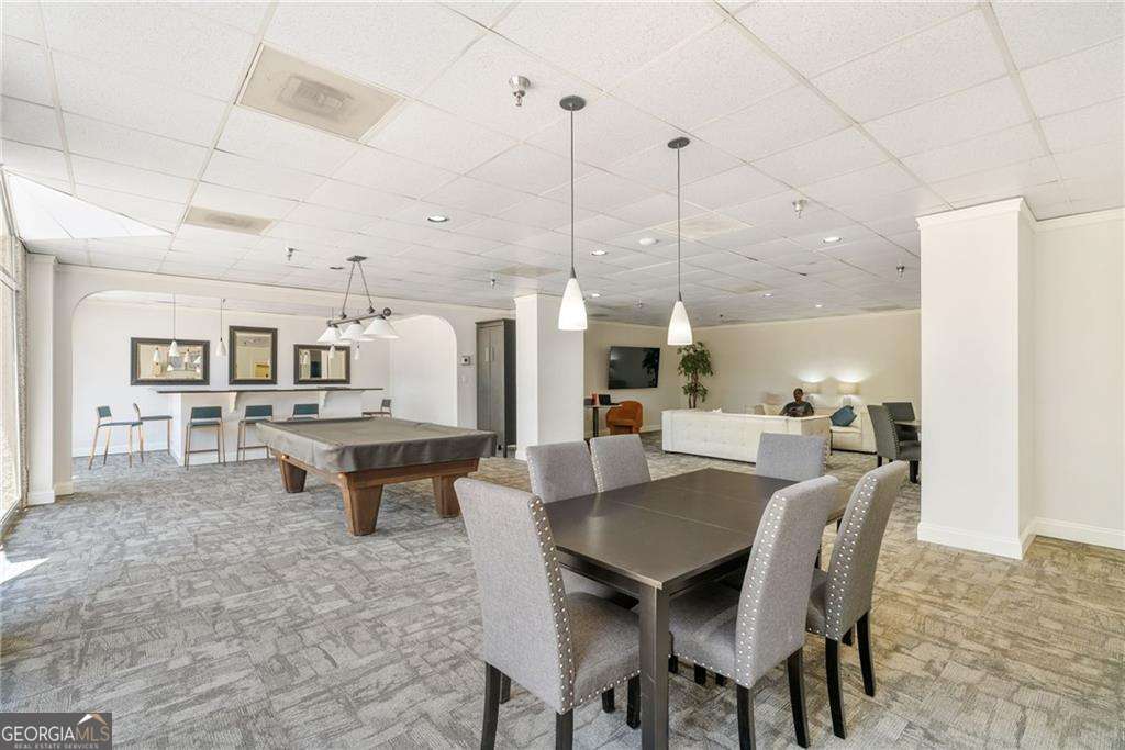 2479 Peachtree Road NE # 412