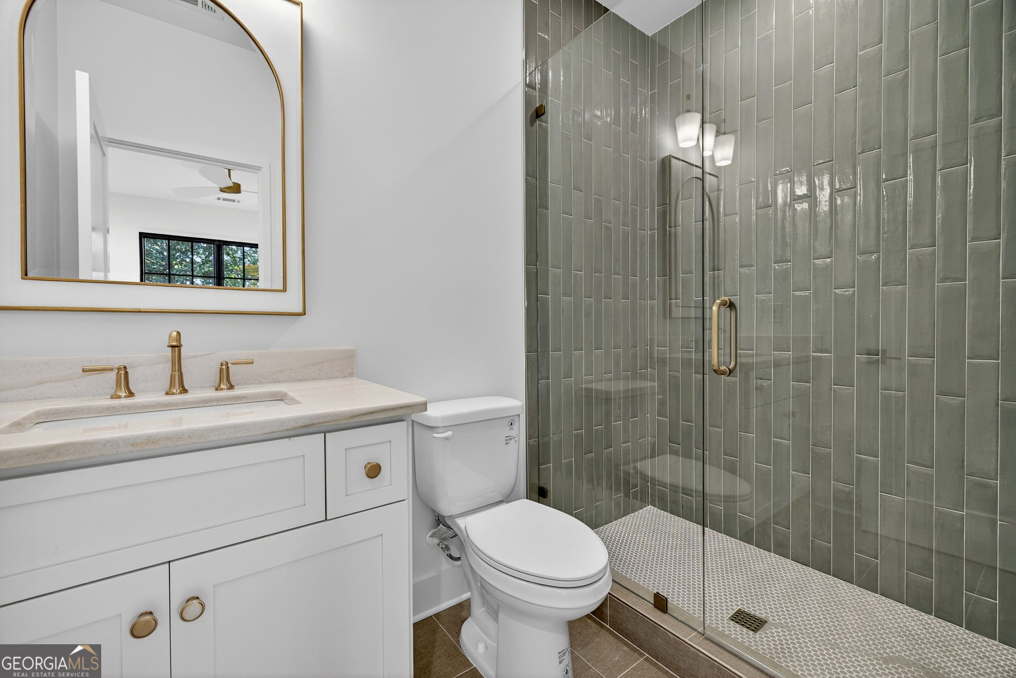 991 Courtenay Drive NE