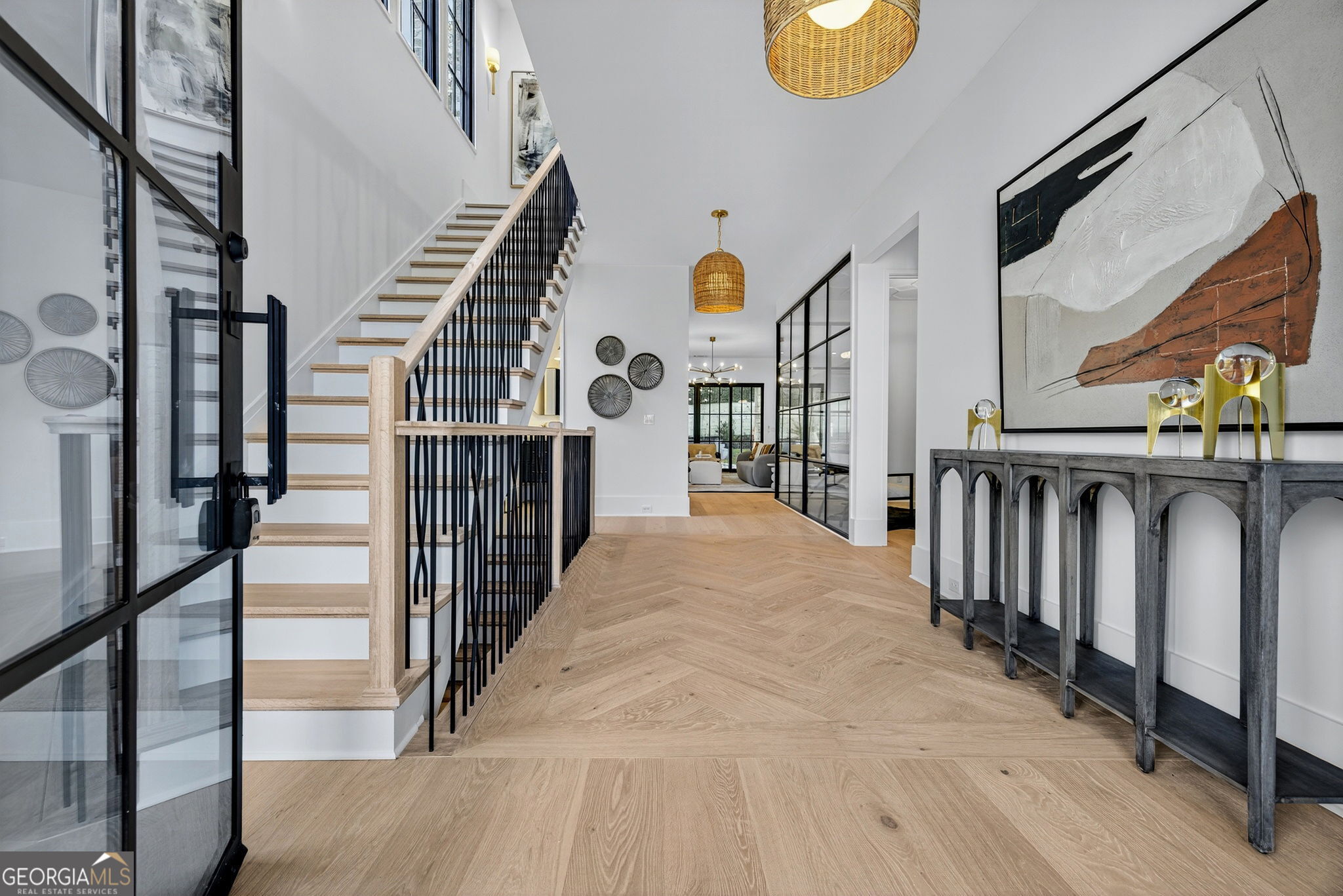 991 Courtenay Drive NE