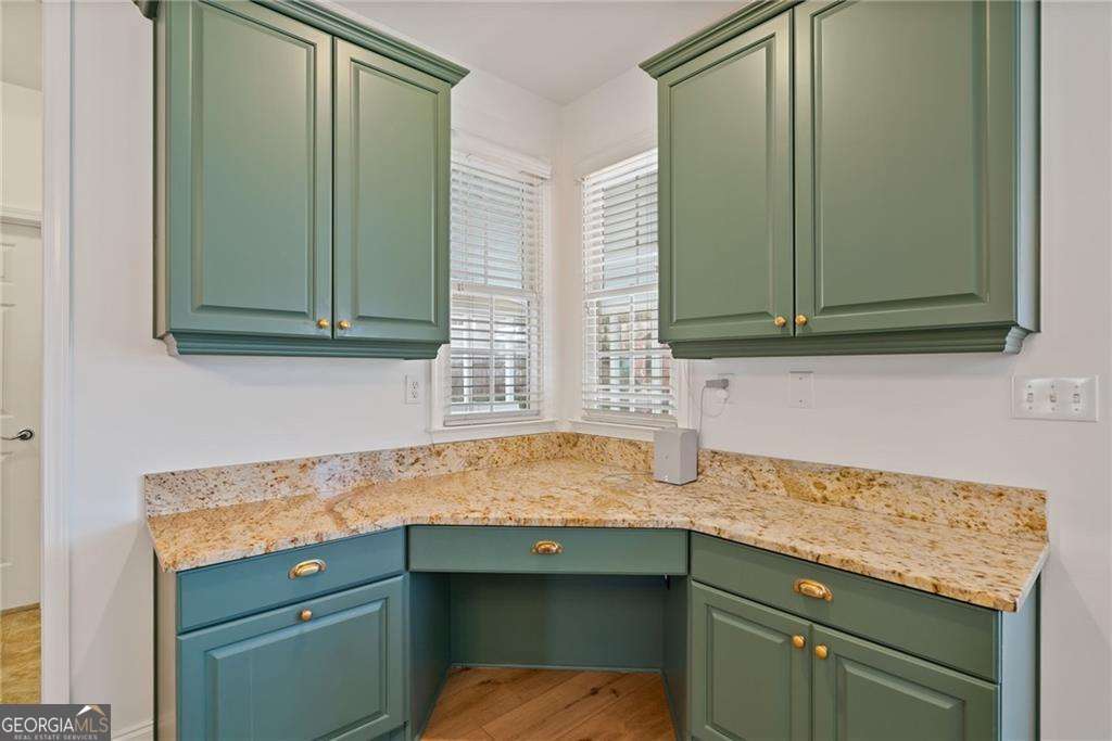 2613 Lakefield Court