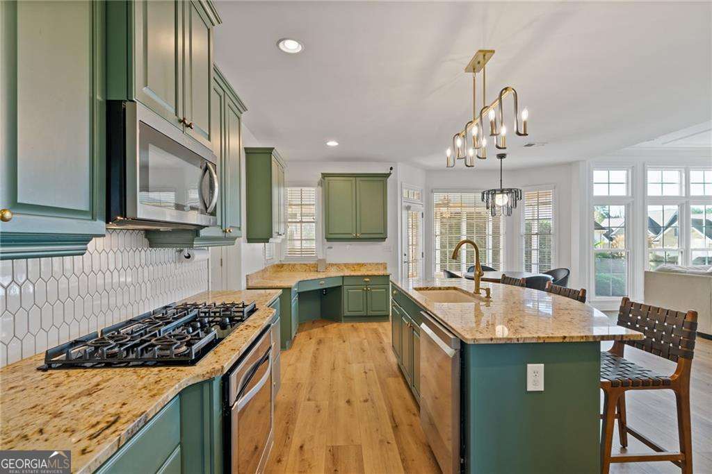 2613 Lakefield Court