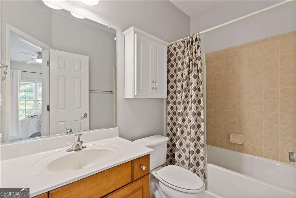 2613 Lakefield Court