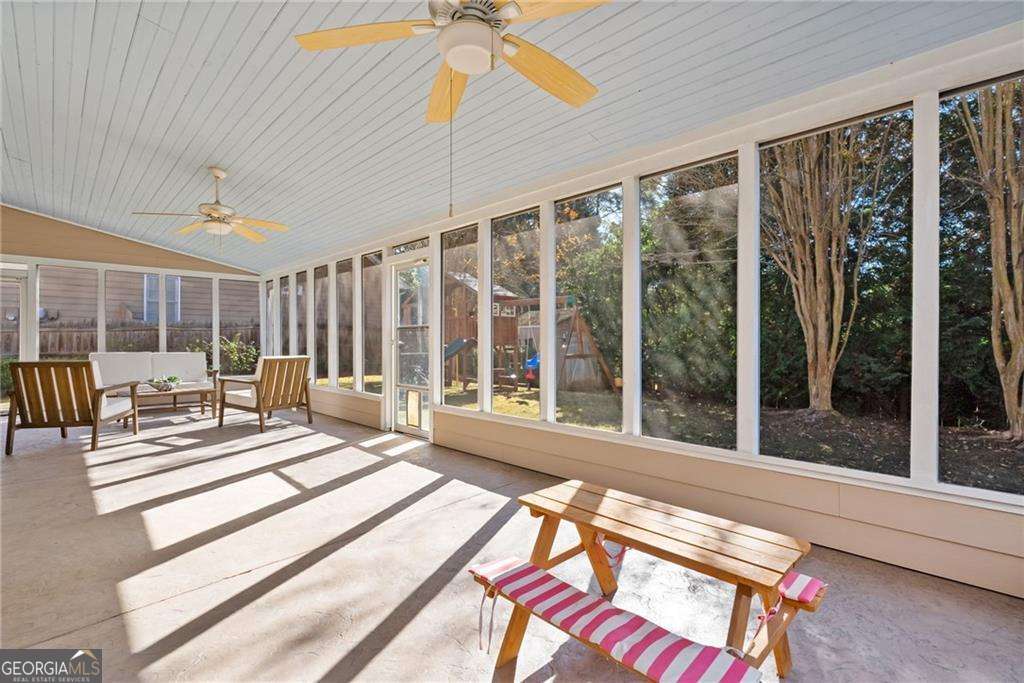 2613 Lakefield Court