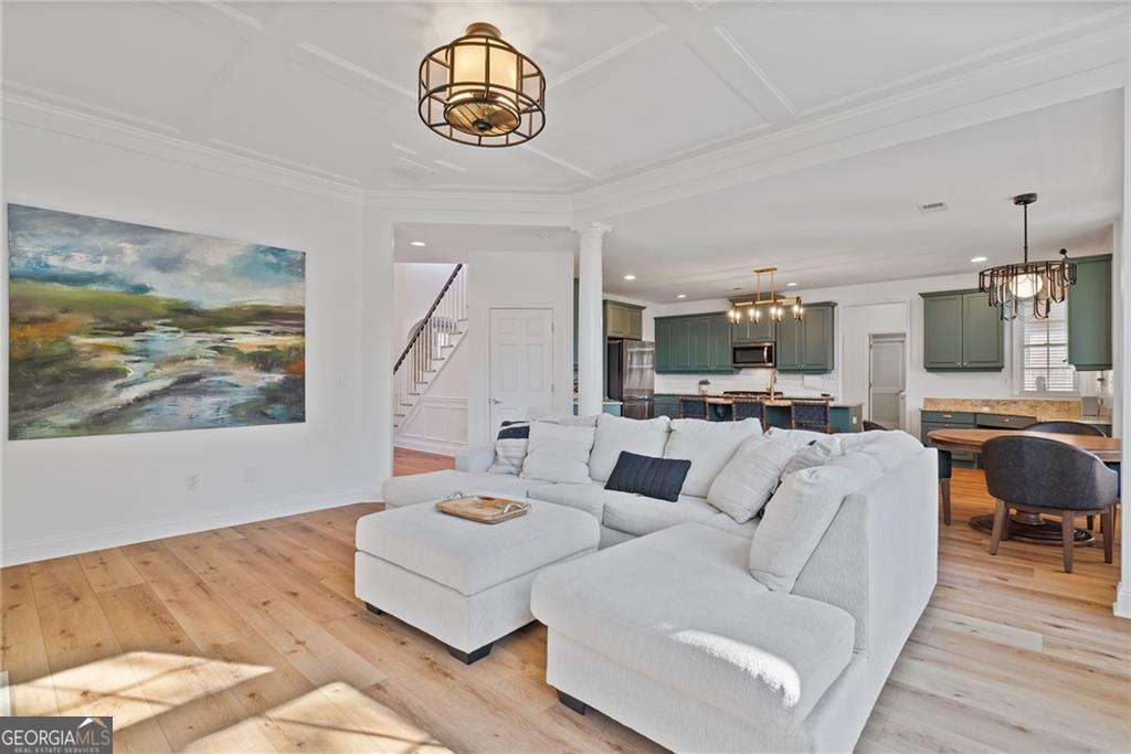 2613 Lakefield Court