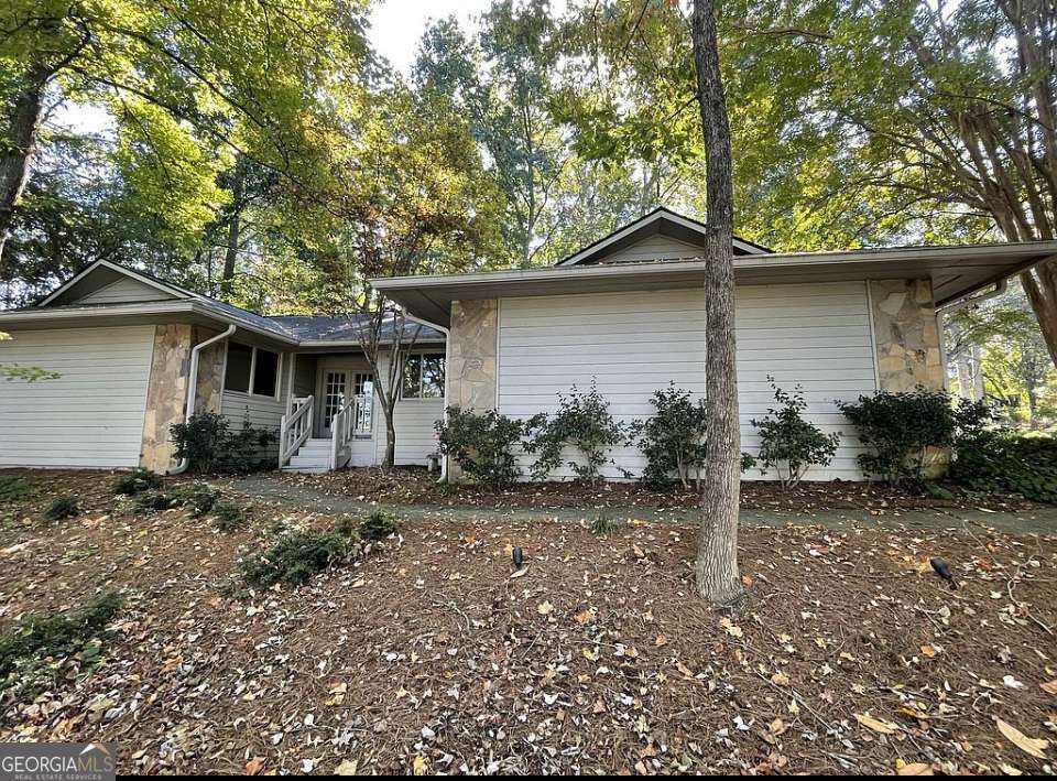 4198 Lake Rill Court