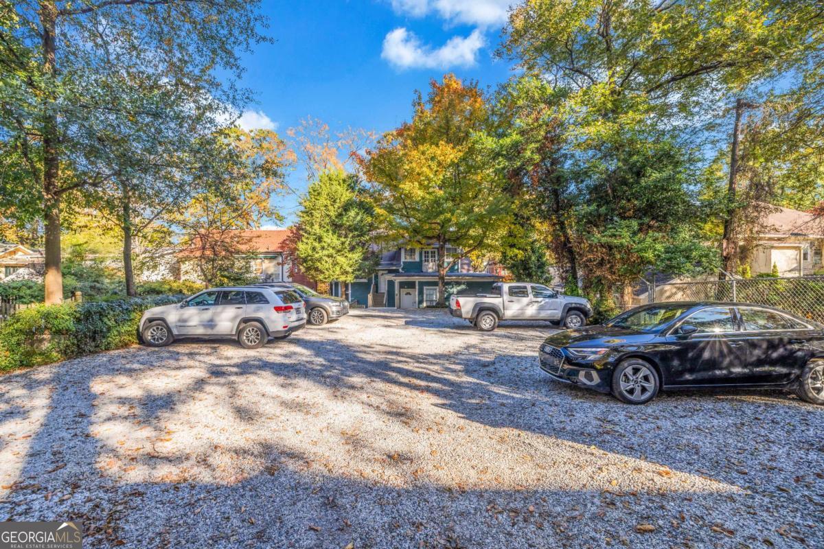 800 MYRTLE Street NE