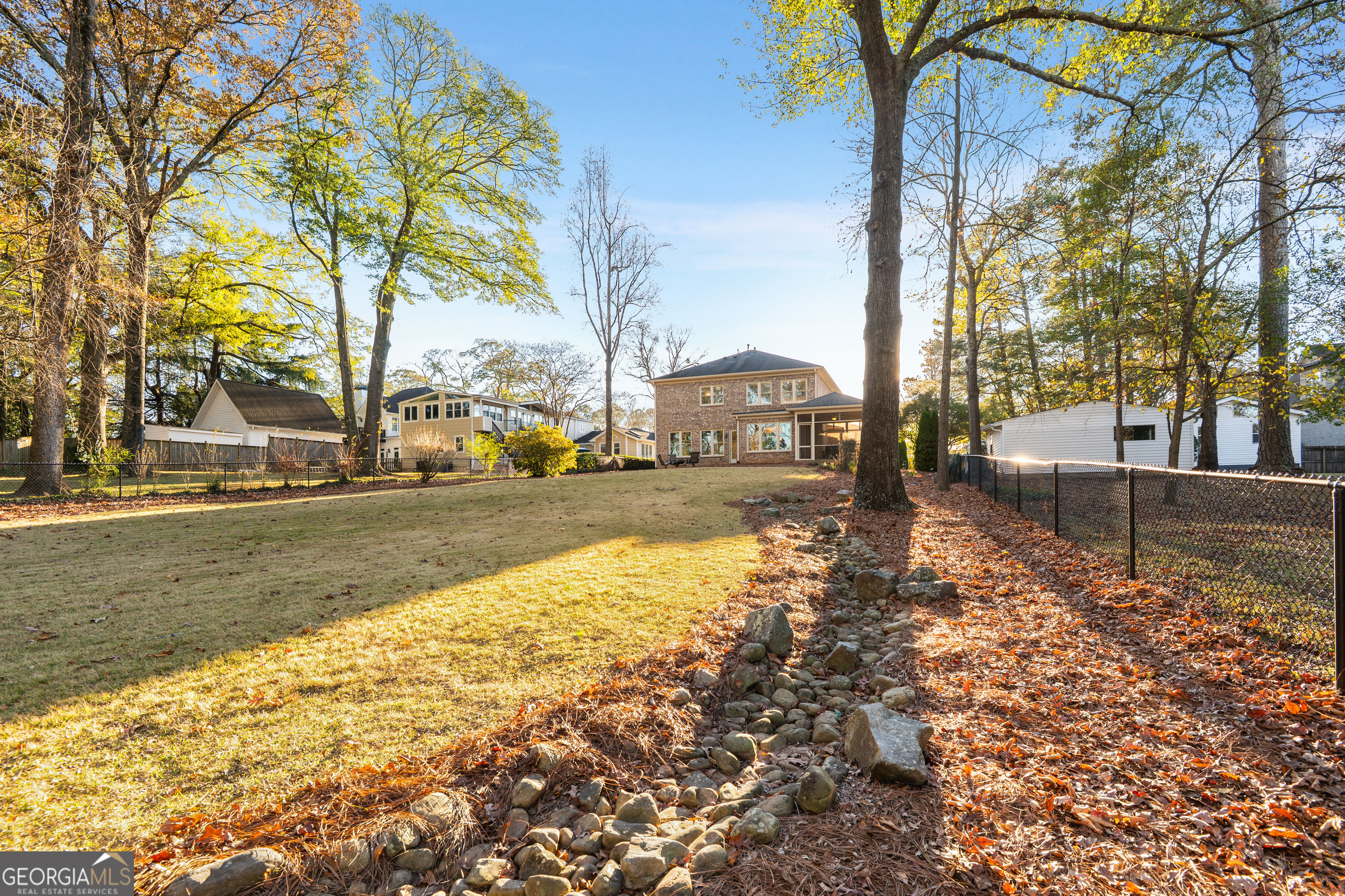 2589 Ashford Road NE