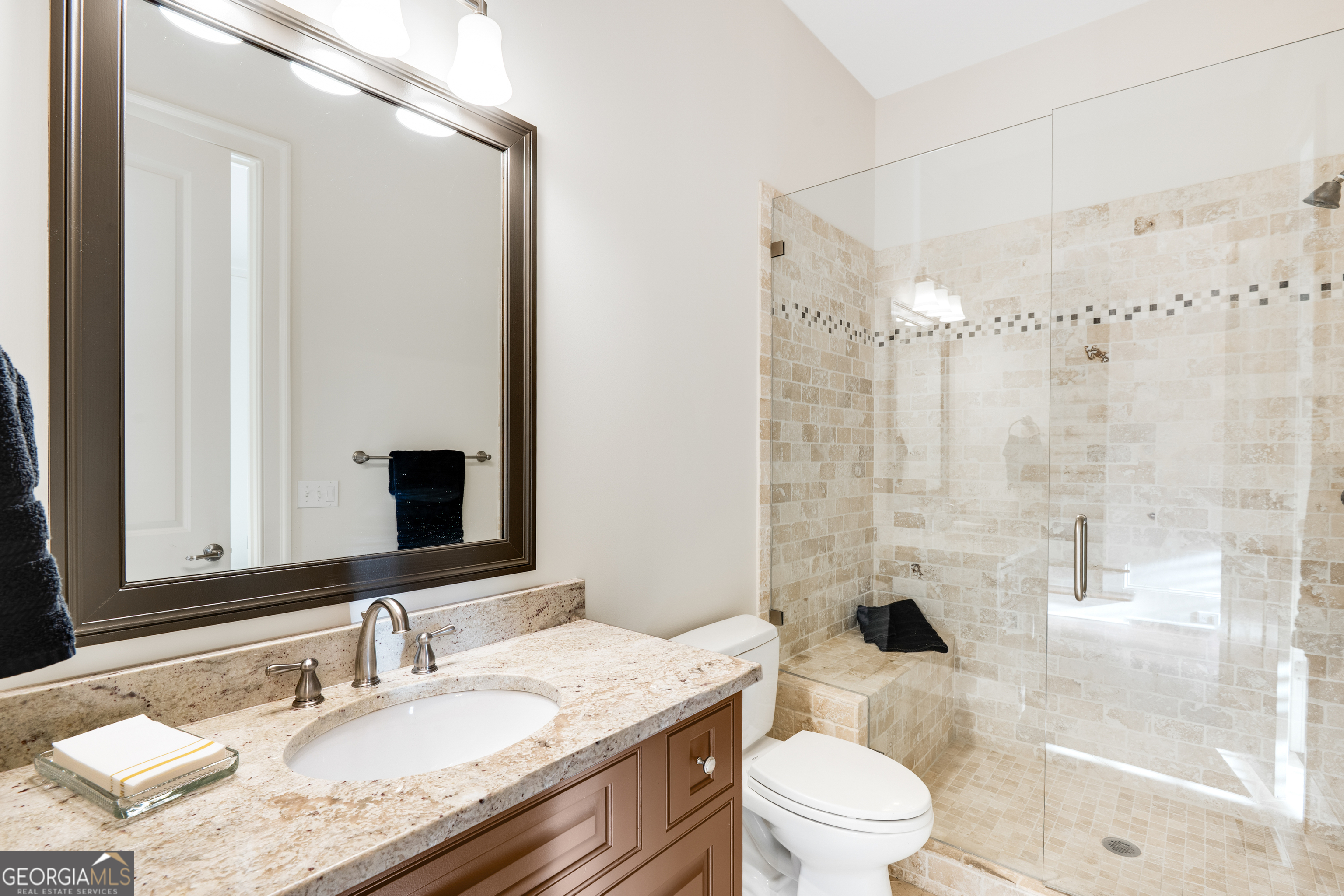 2589 Ashford Road NE