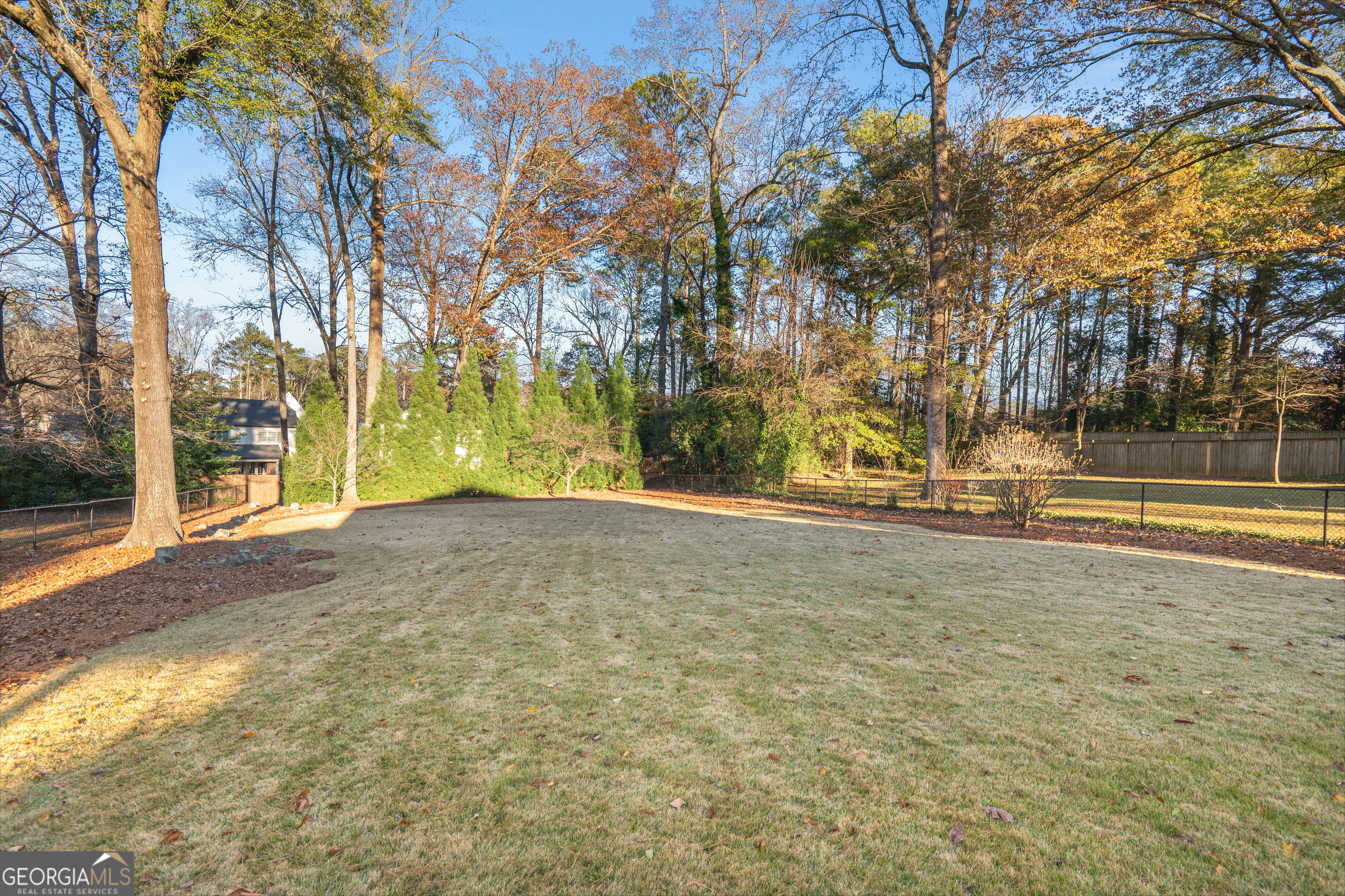 2589 Ashford Road NE