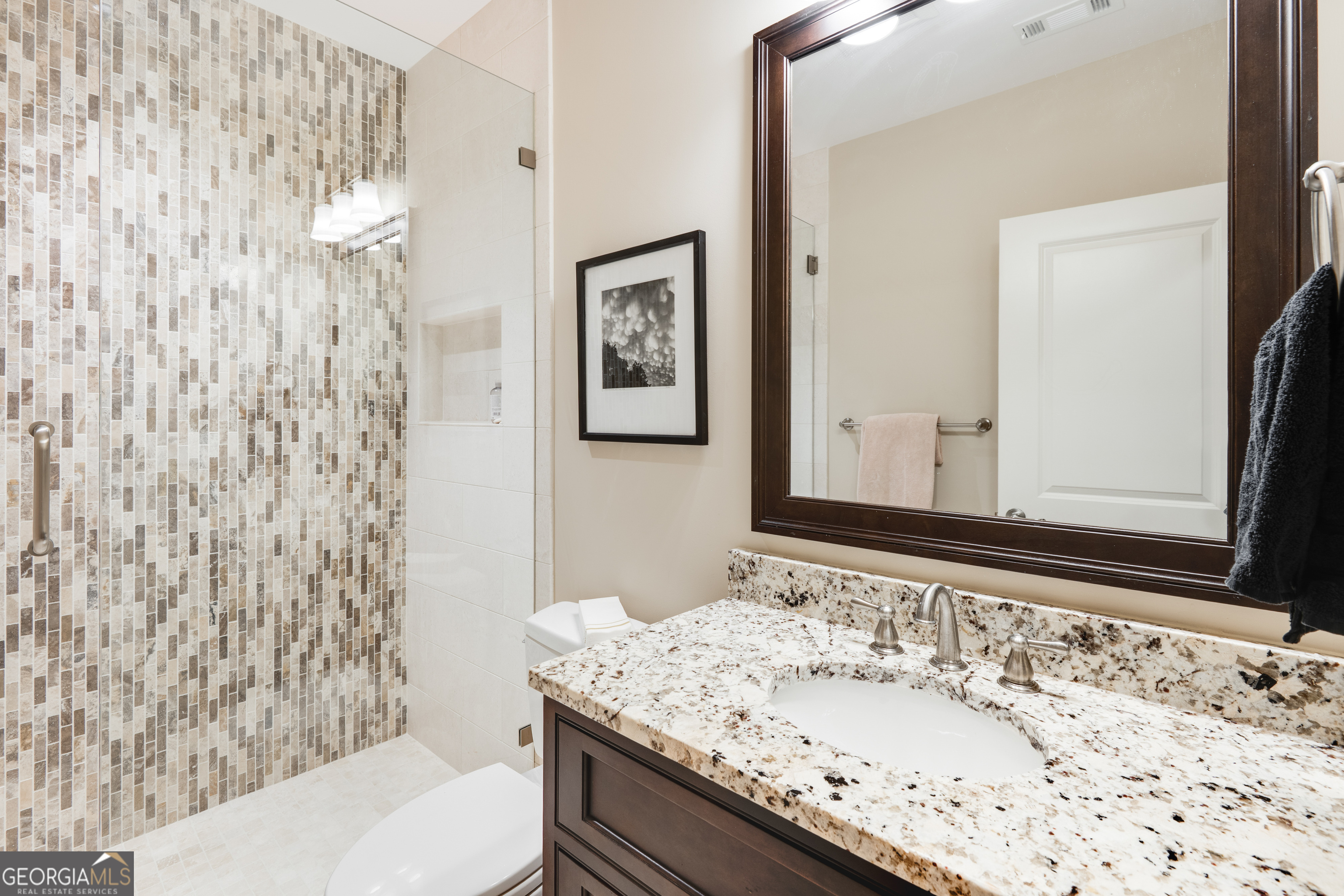 2589 Ashford Road NE