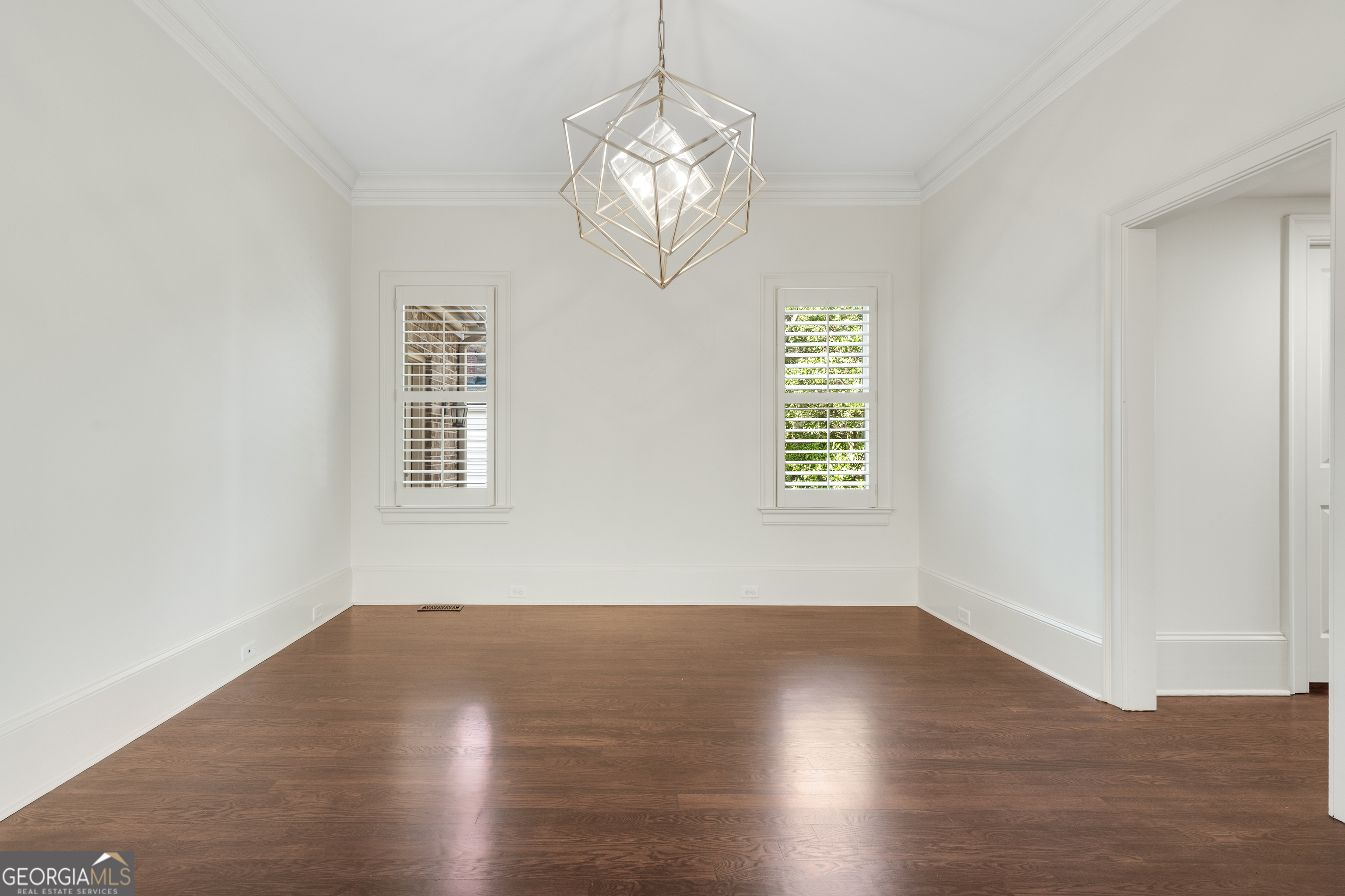 2589 Ashford Road NE