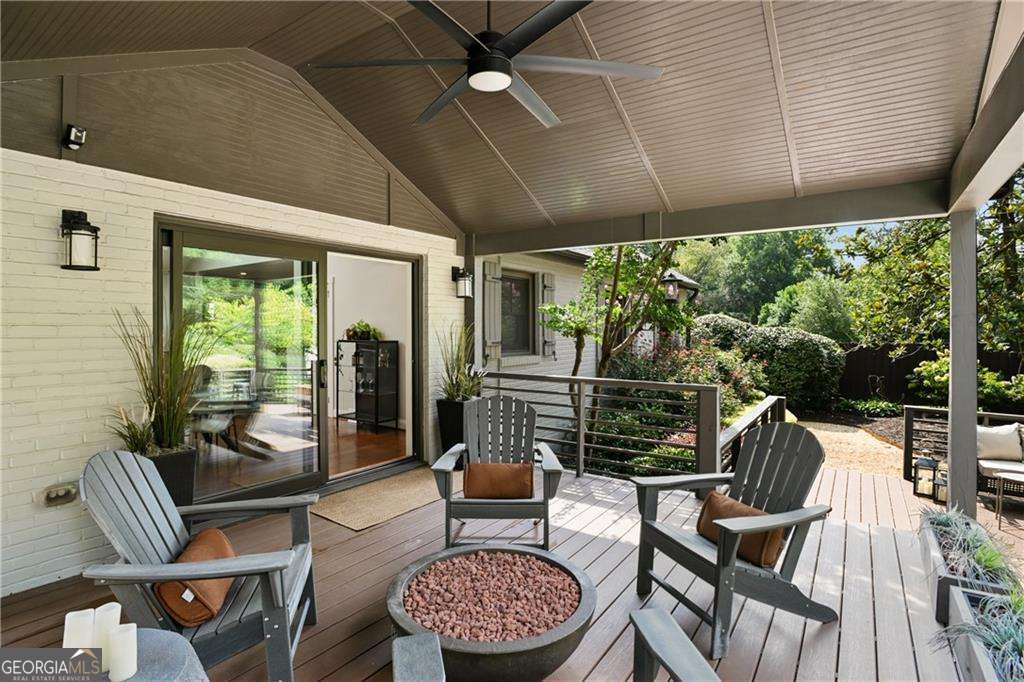 2067 Fairhaven Circle NE