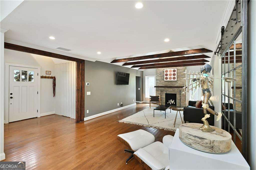 2067 Fairhaven Circle NE