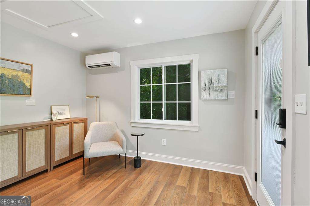 2067 Fairhaven Circle NE