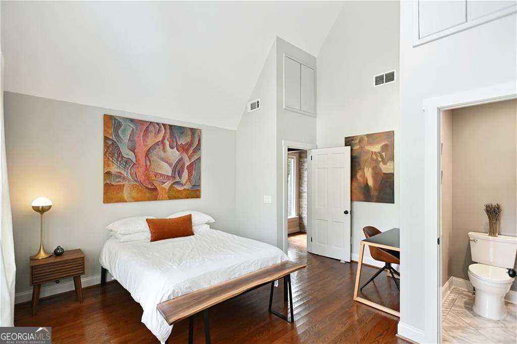 2067 Fairhaven Circle NE