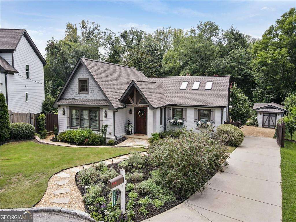 2067 Fairhaven Circle NE