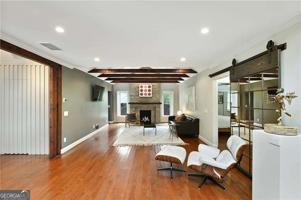 2067 Fairhaven Circle NE