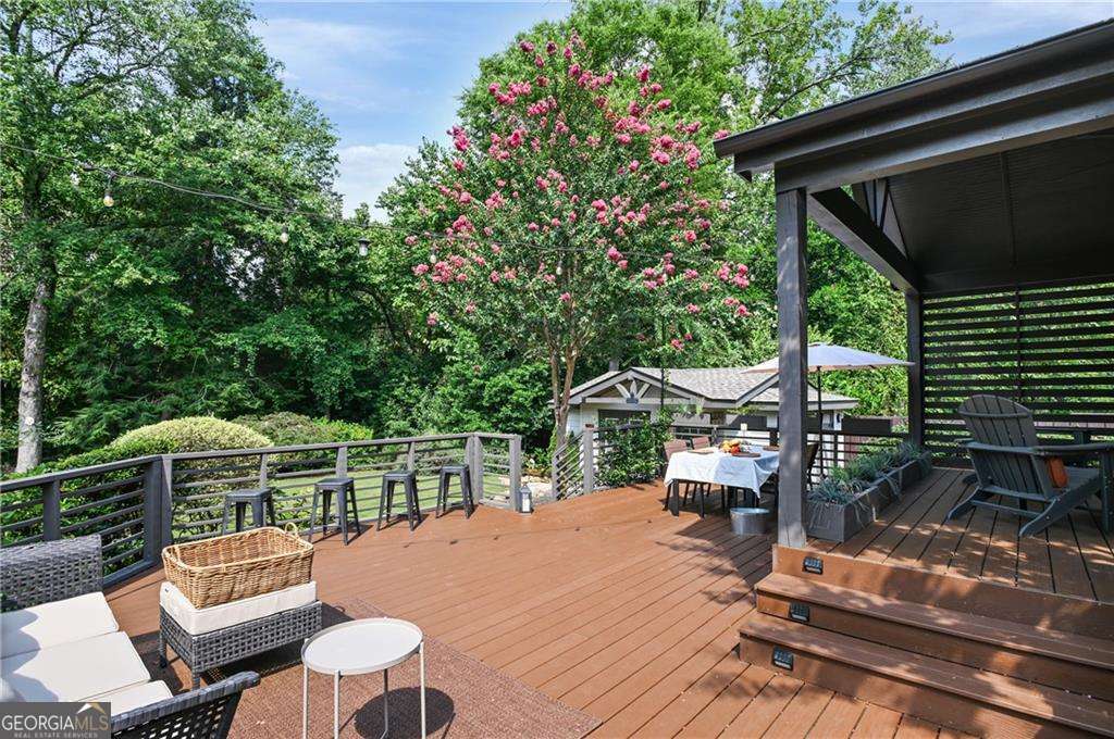 2067 Fairhaven Circle NE