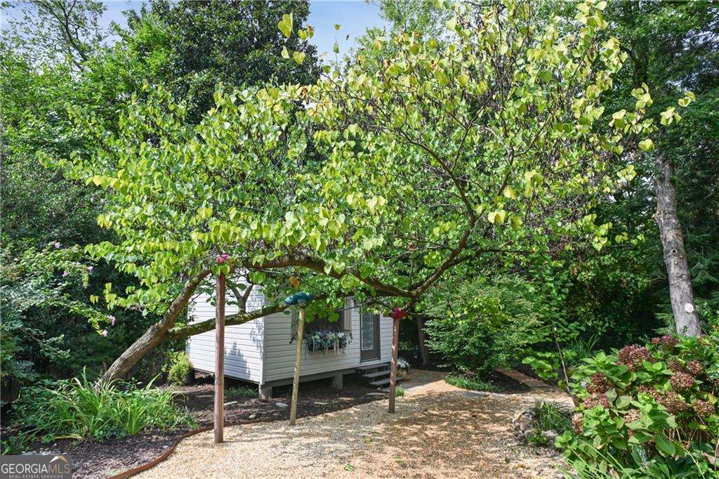 2067 Fairhaven Circle NE