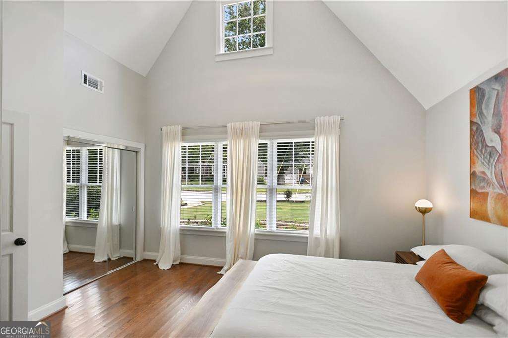 2067 Fairhaven Circle NE