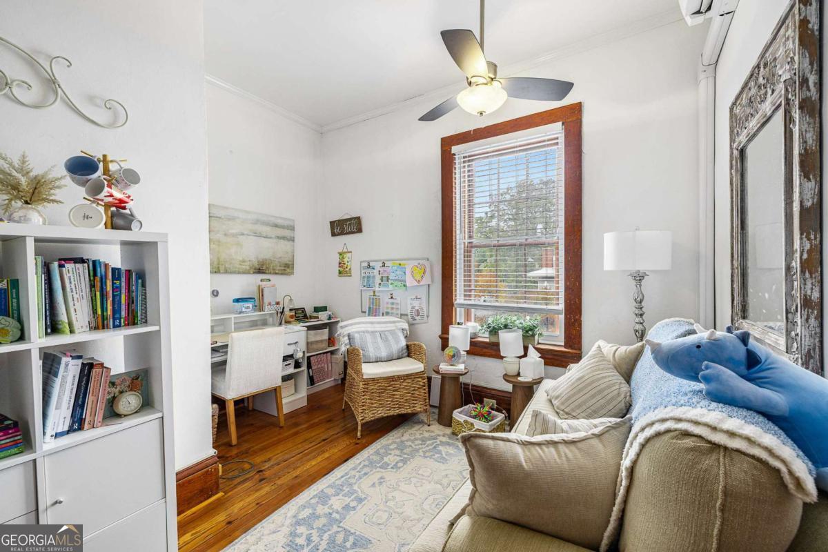 35 S Peachtree Street